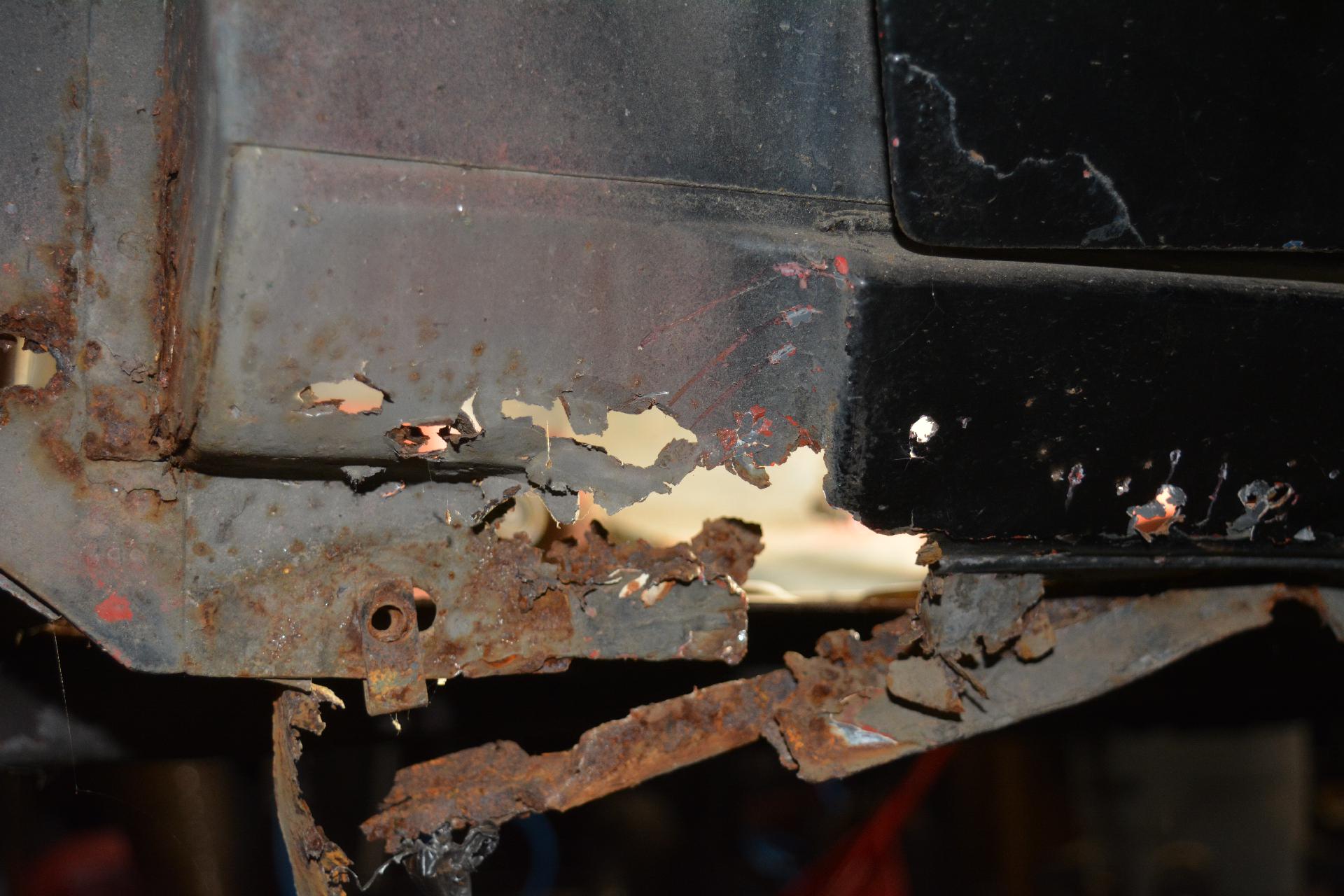 Rocker rotted as well