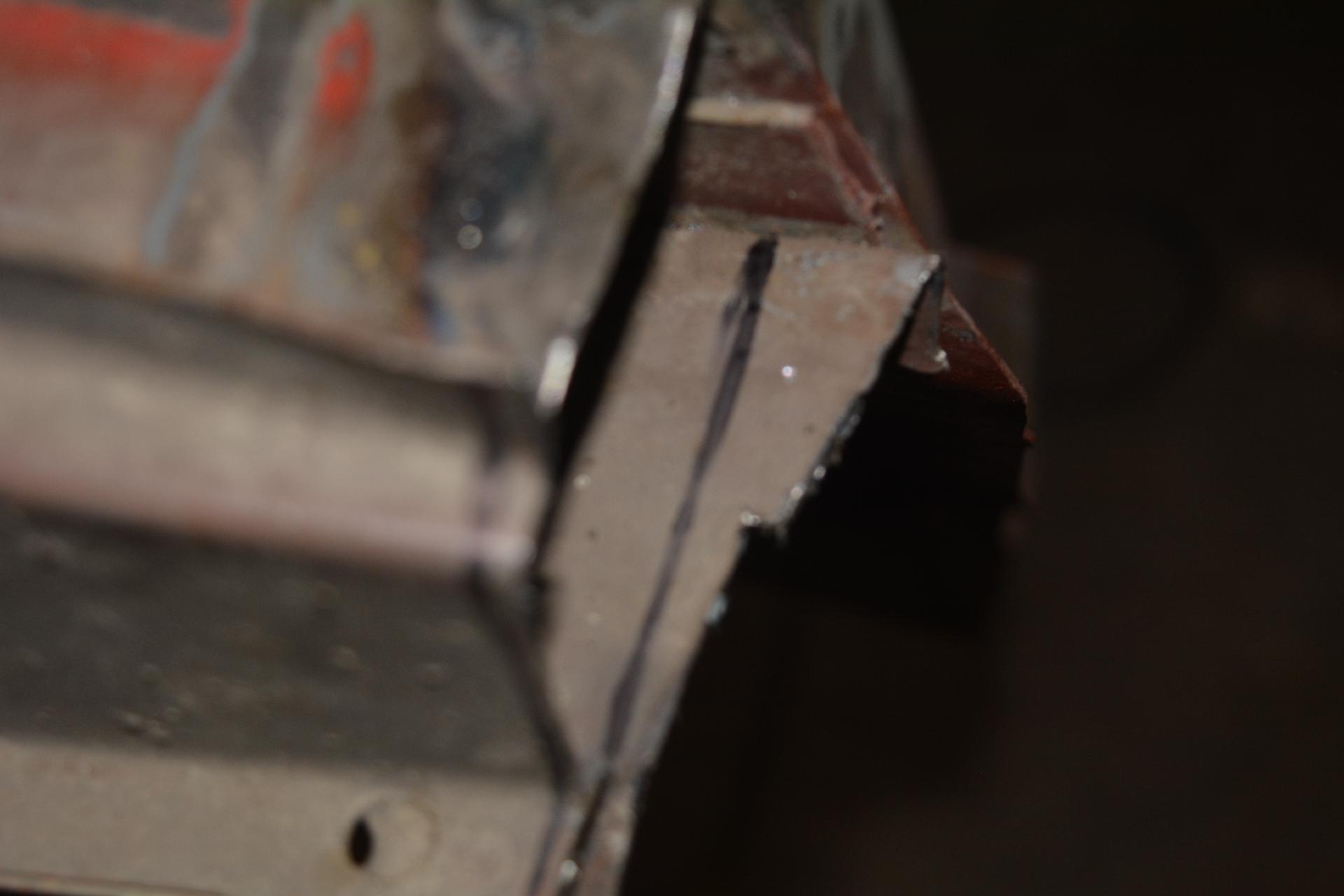 Cutting the bottom flush
